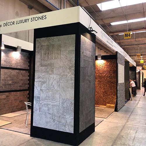 Exhibition stand with stone panels